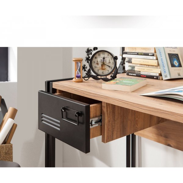 Cosmo Siesta kirjoituspöytä 139x60 cm - mänty/musta Cosmo Siesta kirjoituspöytä 139x60 cm - mänty/musta
