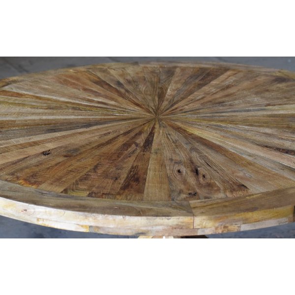 Ruokapöytä 140 cm kierrätettyä ajopuuta Ruokapöytä 140 cm kierrätettyä ajopuuta