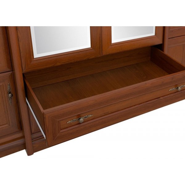 Forsbacka-vaatekaappi - Kastanja Forsbacka-vaatekaappi - Kastanja