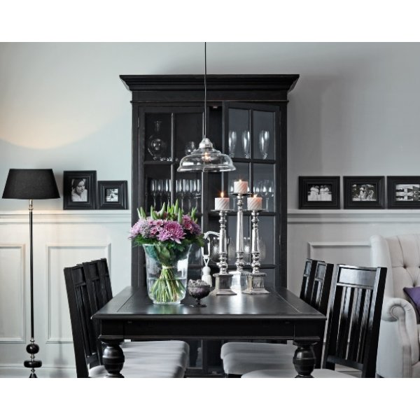 Paris- nyttelykaappi - Musta