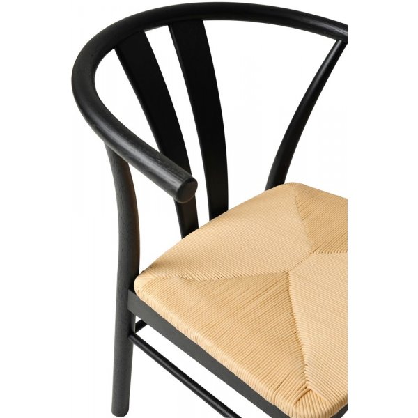 Chiba ruokapöydän tuoli - Mustaksi lakattu tammi Chiba ruokapöydän tuoli - Mustaksi lakattu tammi