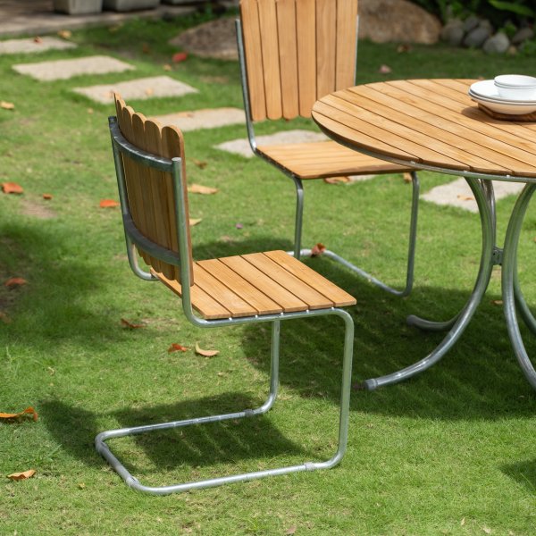 Mllan-ulkoryhm tiikki: 4 tuolia ja ruokapyt  110 cm