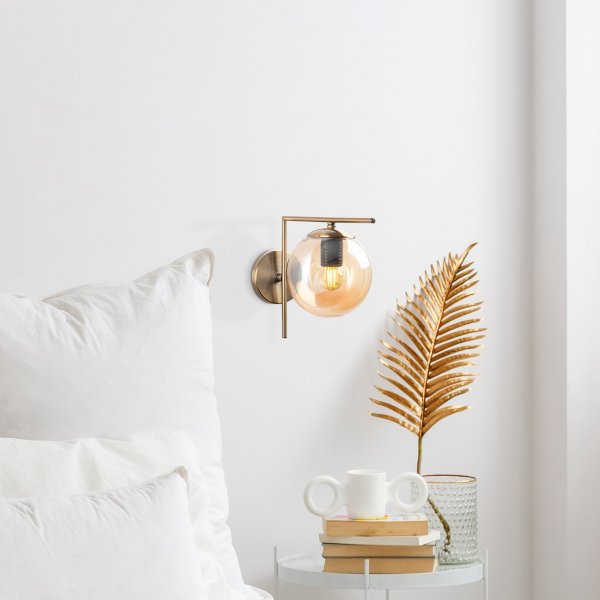 Monde seinävalaisin - Antiikki/kirkas Monde seinävalaisin - Antiikki/kirkas