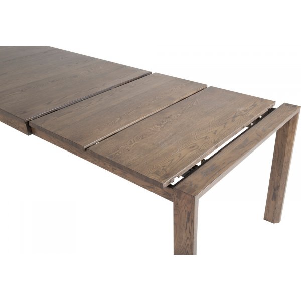 Linnan jatkopöytä 170-250 cm - Tumma tammi Linnan jatkopöytä 170-250 cm - Tumma tammi