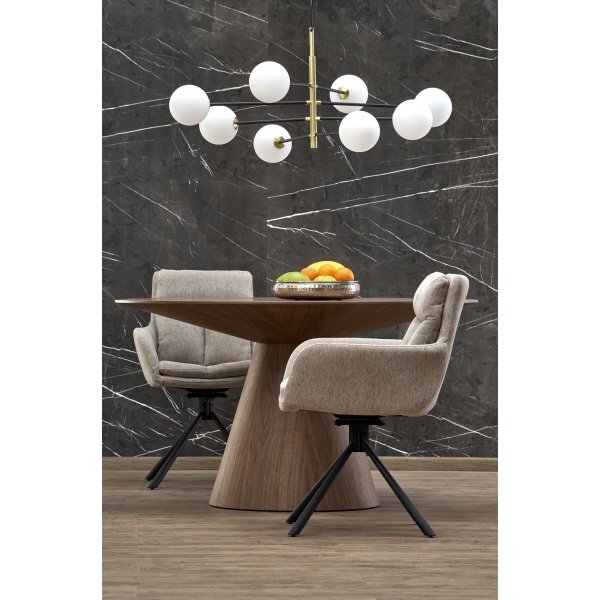 Kellua p�hkin�puun ruokap�yd�n ymp�rill� �137 cm