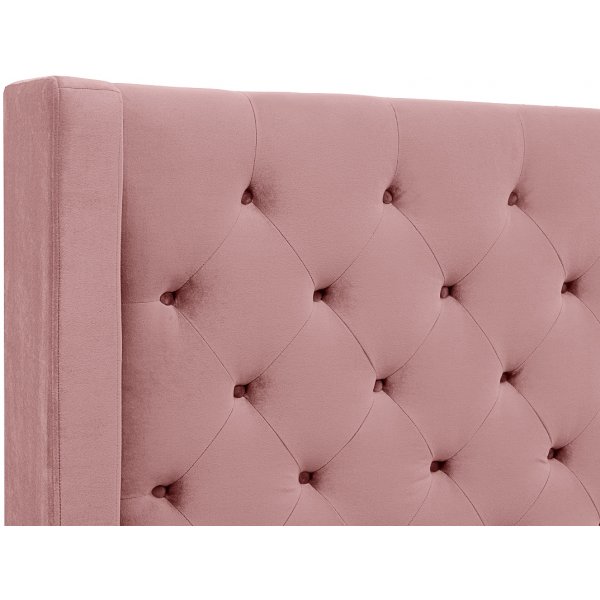 Almedal-sängynpääty napeilla (Vaaleanpunainen sametti) - Valinnainen leveys Almedal-sängynpääty napeilla (Vaaleanpunainen sametti) - Valinnainen leveys