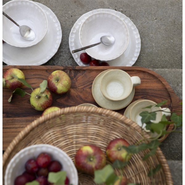 Mikado ulkoiluryhmä: Scottsdale pyöreä musta ruokapöytä Ø112 cm sisältäen 4 Mikado mustaa nojatuolia harmailla tyynyillä Mikado ulkoiluryhmä: Scottsdale pyöreä musta ruokapöytä Ø112 cm sisältäen 4 Mikado mustaa nojatuolia harmailla tyynyillä