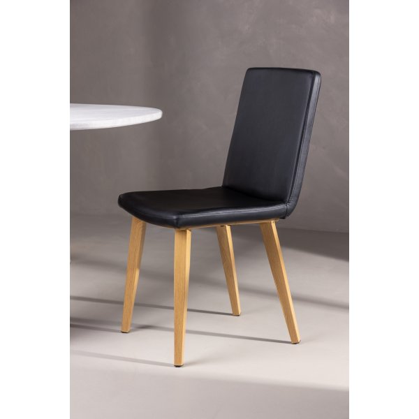 Tänään ruokatuoli - musta PU Tänään ruokatuoli - musta PU