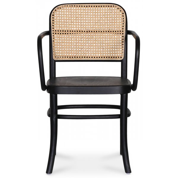 Sintorp ruokailuryhm�, py�re� ruokap�yt� �115 cm sis. 4 Nemis runkotuolia taivutettua puuta - Musta marmori (laminaatti) + Huonekalujen jalat