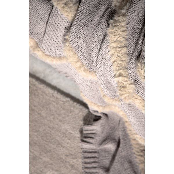 Tina ruudullinen 130x170 cm - harmaa Tina ruudullinen 130x170 cm - harmaa