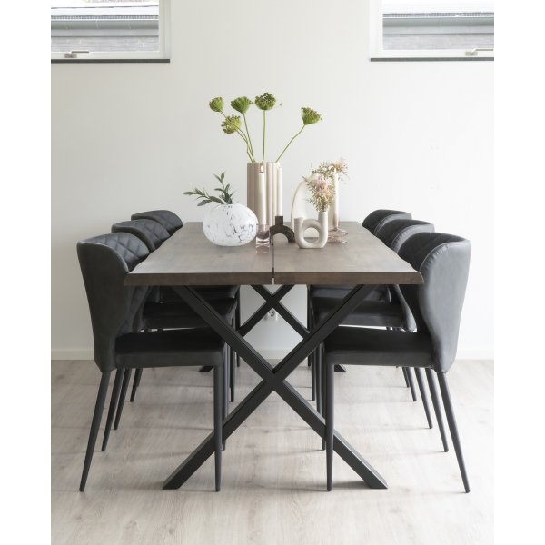 Pisa ruokatuoli - musta