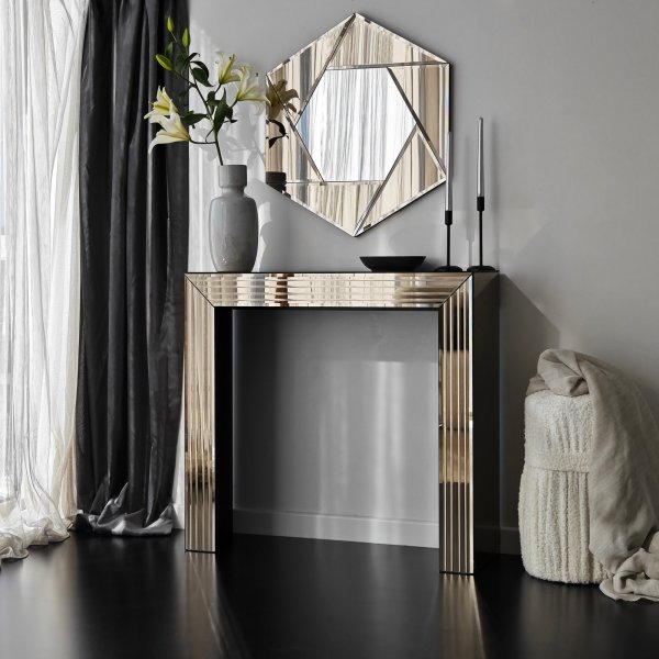 Tilapeili - pronssi Tilapeili - pronssi