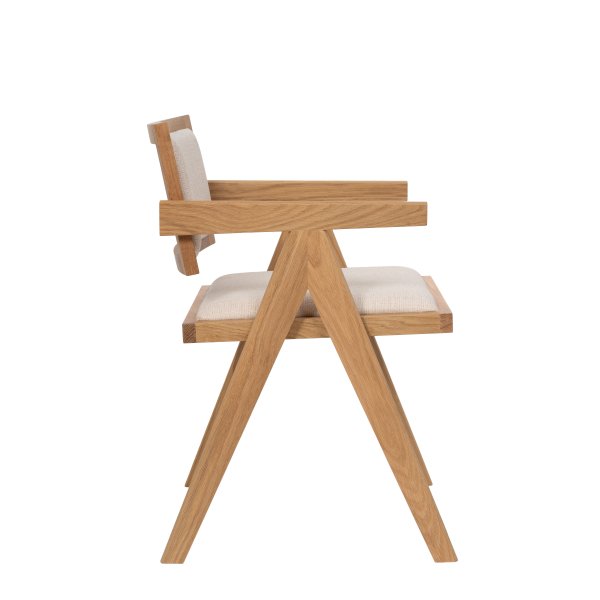 Rio-ruokapöytä Ø120 cm tammiviilua ja 4 Sara-nojatuolia tammea ja pellavaa Rio-ruokapöytä Ø120 cm tammiviilua ja 4 Sara-nojatuolia tammea ja pellavaa