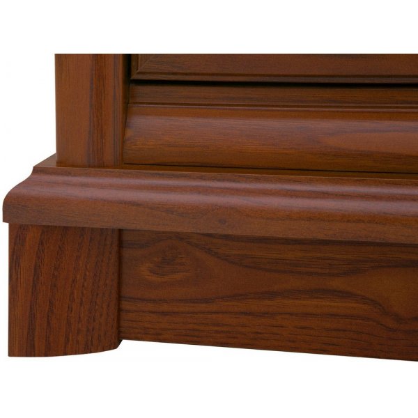 Forsbacka lipasto - Kastanja Forsbacka lipasto - Kastanja