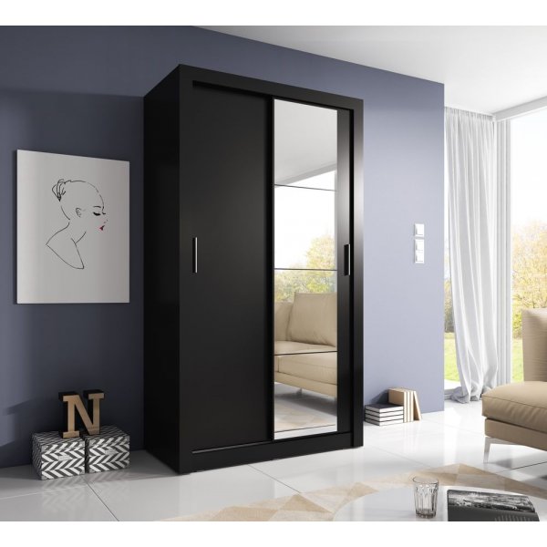 Mervyn-vaatekaappi 120 - Musta