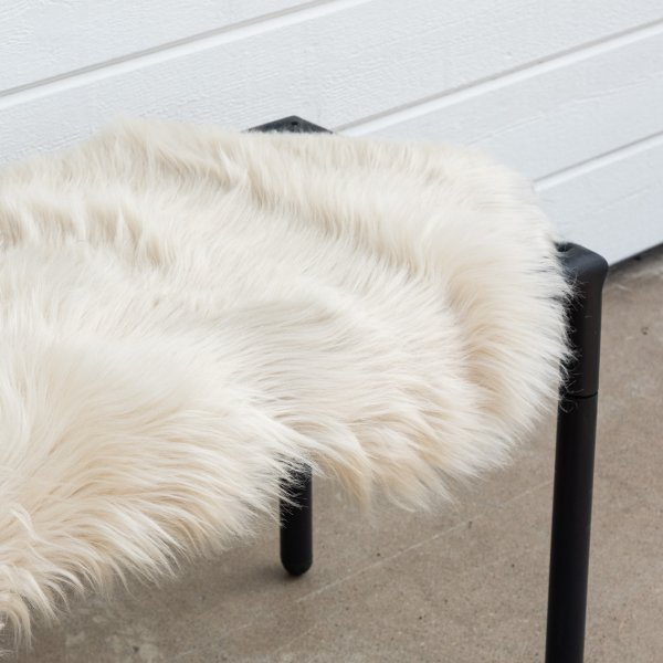 Katy fold 180 x 55 cm - Beige tekoturkista Katy fold 180 x 55 cm - Beige tekoturkista