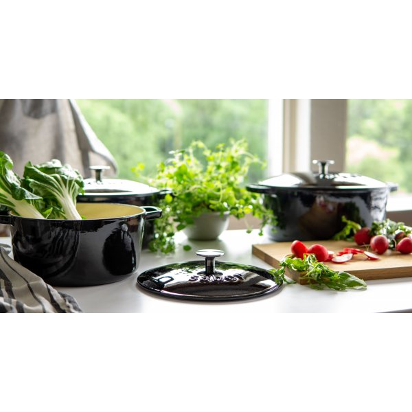 Sabor kattila valurautaa 4,4 litraa musta Sabor kattila valurautaa 4,4 litraa musta