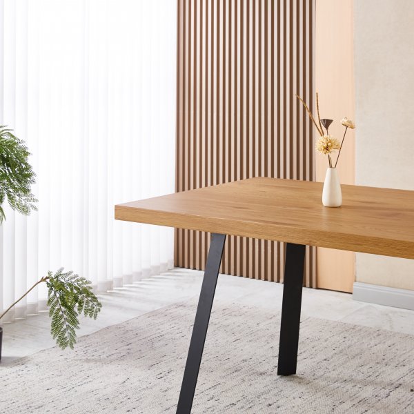 Algot ruokapöytä 180x90 cm - Tammi Algot ruokapöytä 180x90 cm - Tammi