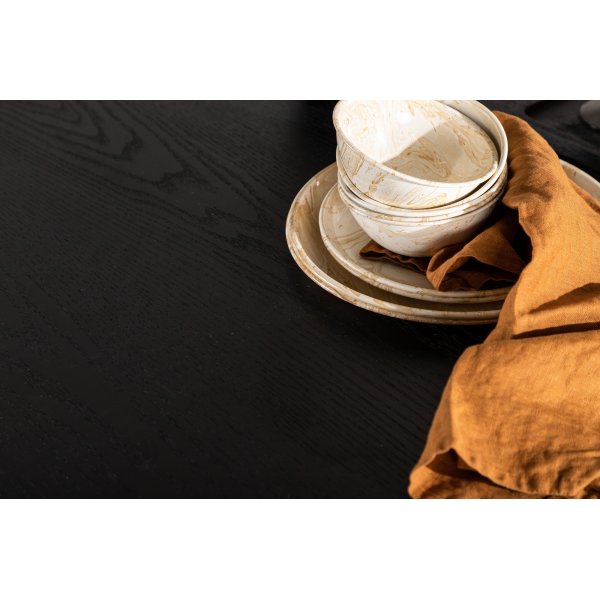 Olivia ruokap�yt� �110 cm - Musta